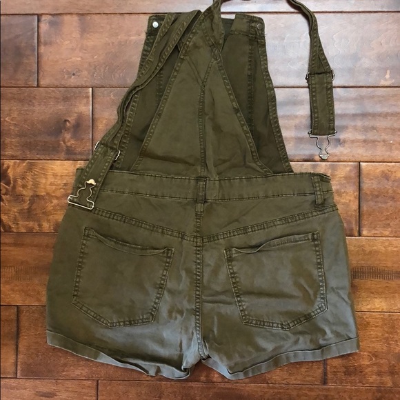 Green Garage Short Overalls - Picture 3 of 3